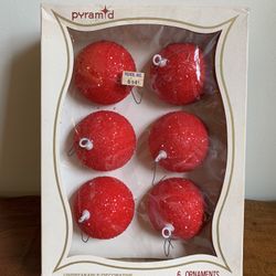 Vintage set of 6 Unbreakable Pyramid 2.5” red glitter ornaments 