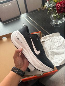 Nike Vomero plus size 11