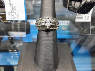 Ring - Engagement Set - White Gold 10k (.417) 5.1 grams Size 6
