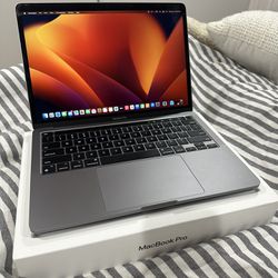 2022 MacBook Pro 