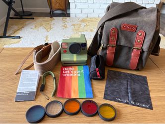 Polaroid Now+ Gen 2 Instant Camera Bundle – Bag, Filters & Accessories