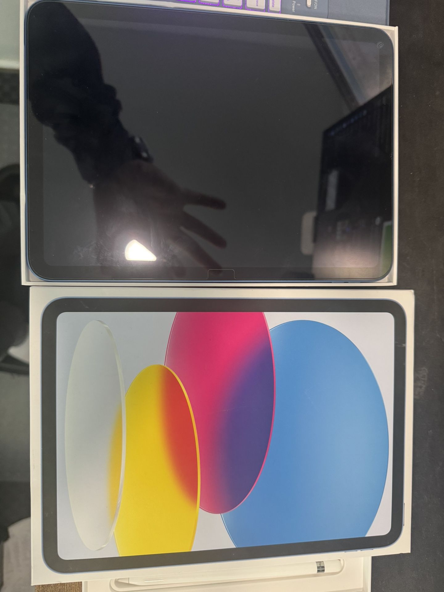 iPad 10th Gen 256gb WiFi  100% Battery Health, With Apple Pen 