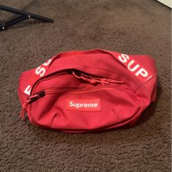 Supreme Fanny Pack (red)