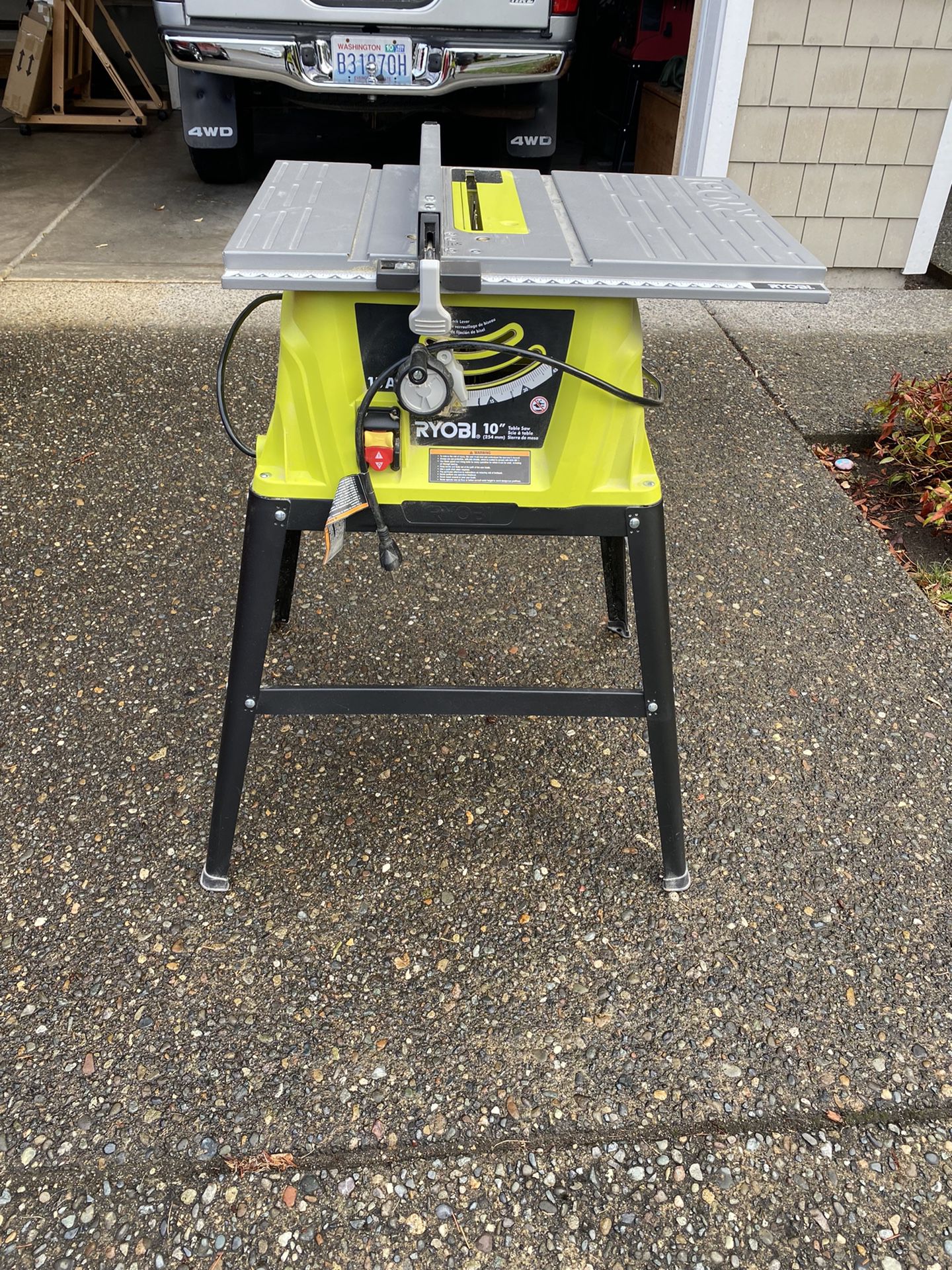 Ryobi 10” Table Saw Excellent Condition 