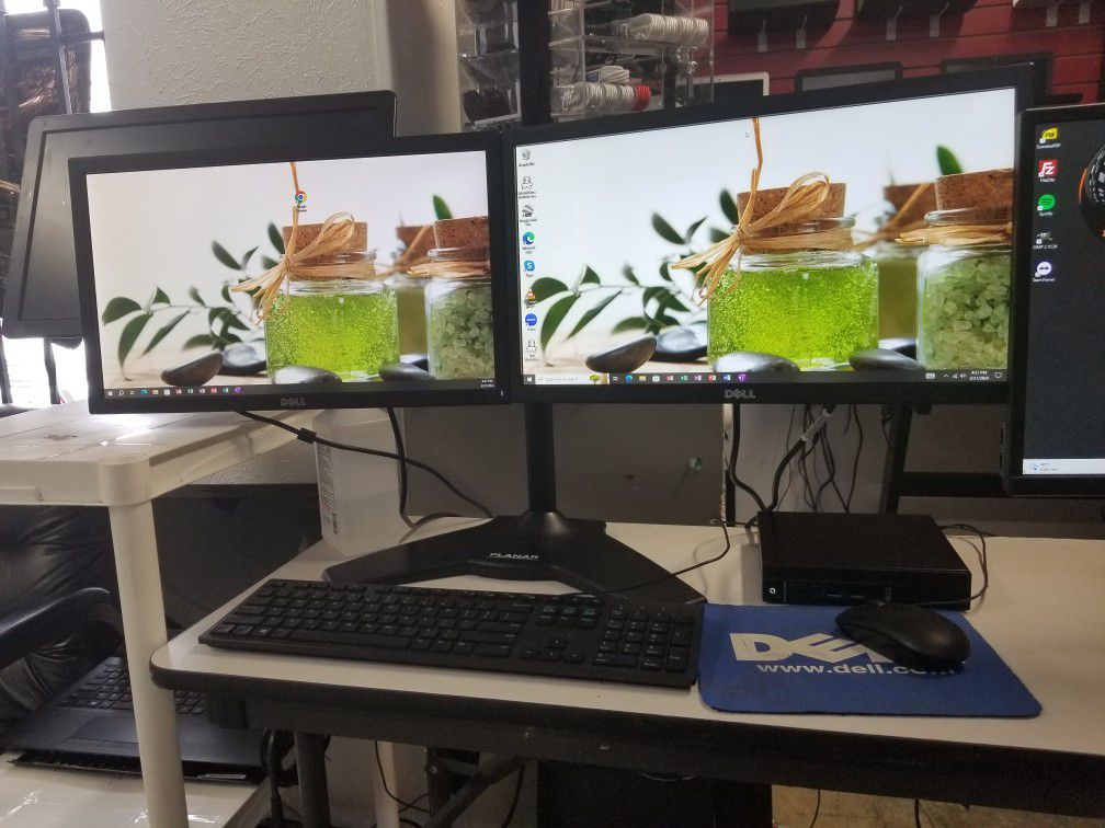  Dual screen Desktop Computers