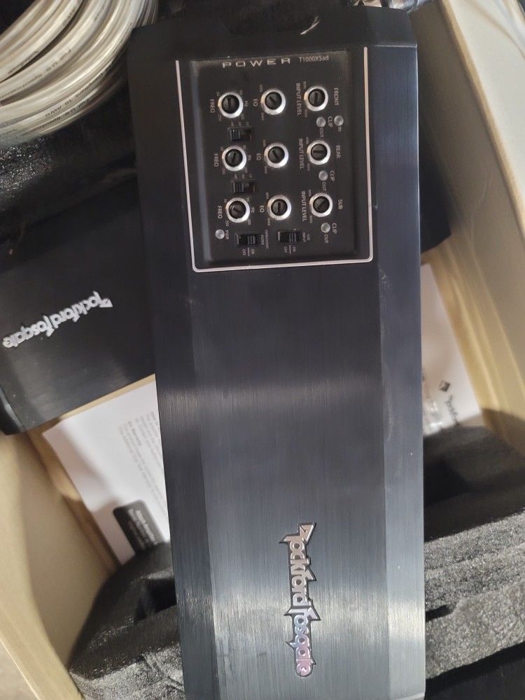 Rockford Fosgate Amp