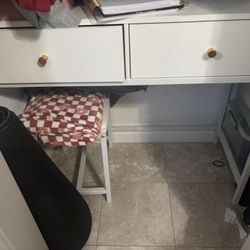 Vanity Desk & Chair 