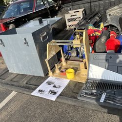Preform End Plate Cutter