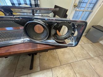 1965 Buick Wildcat Grill and trim / moldings