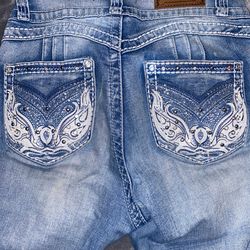 Woman's Jeans size small 3/4
