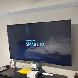 65 inch Samsung W/ tv mount included