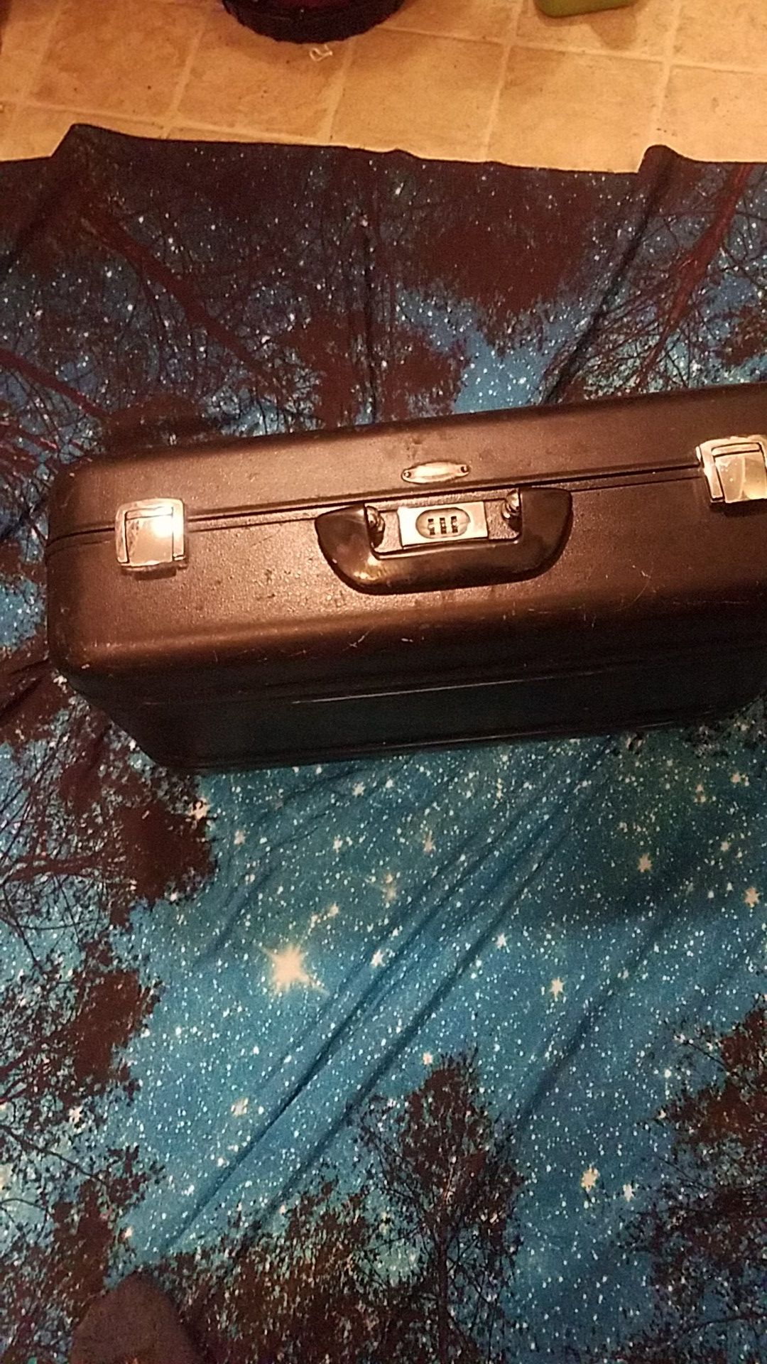 Halliburton Zero aluminum suitcase