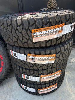 37x12.50r17 Arroyo RT nuevas con 50,000 millas de garantía las 4