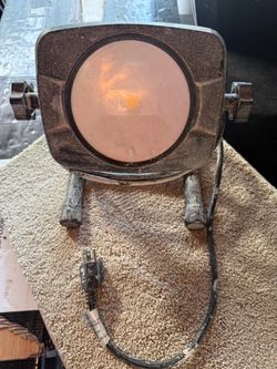 Flood light