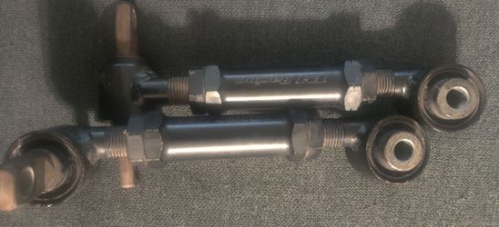 Buddy Club Rear Camber Kit (92-95 Civic/94-01 Integra)