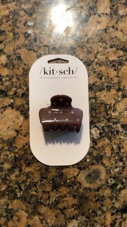 Kitsch Recycled Plastic Claw Clip 1 PC