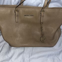 Micheal Kors 