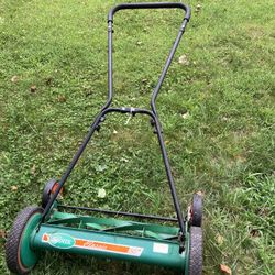 Scott’s Wide Deluxe Mower