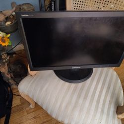 Lenovo Thinkvision E2224