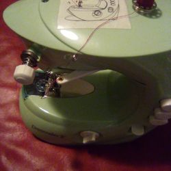 Mini Sewing Machine 