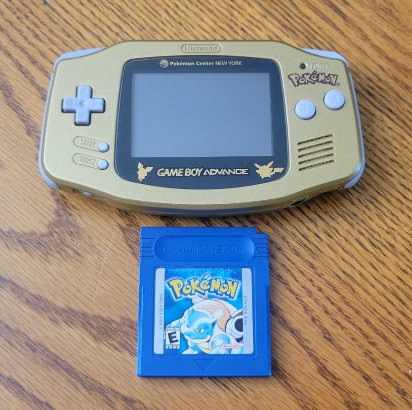 Nintendo GameBoy Advance Pokemon Center New York Gold Edition