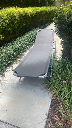 Recliner  new medium gray