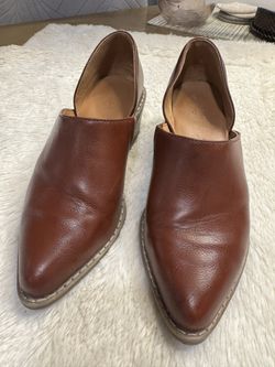 Universal Thread Cognac Rylie Brown Ankle Heel Pointed Toe Shoes