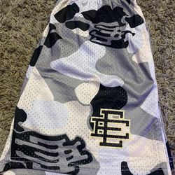 New Balance Collab Eric Emanul Size M NEW!!!