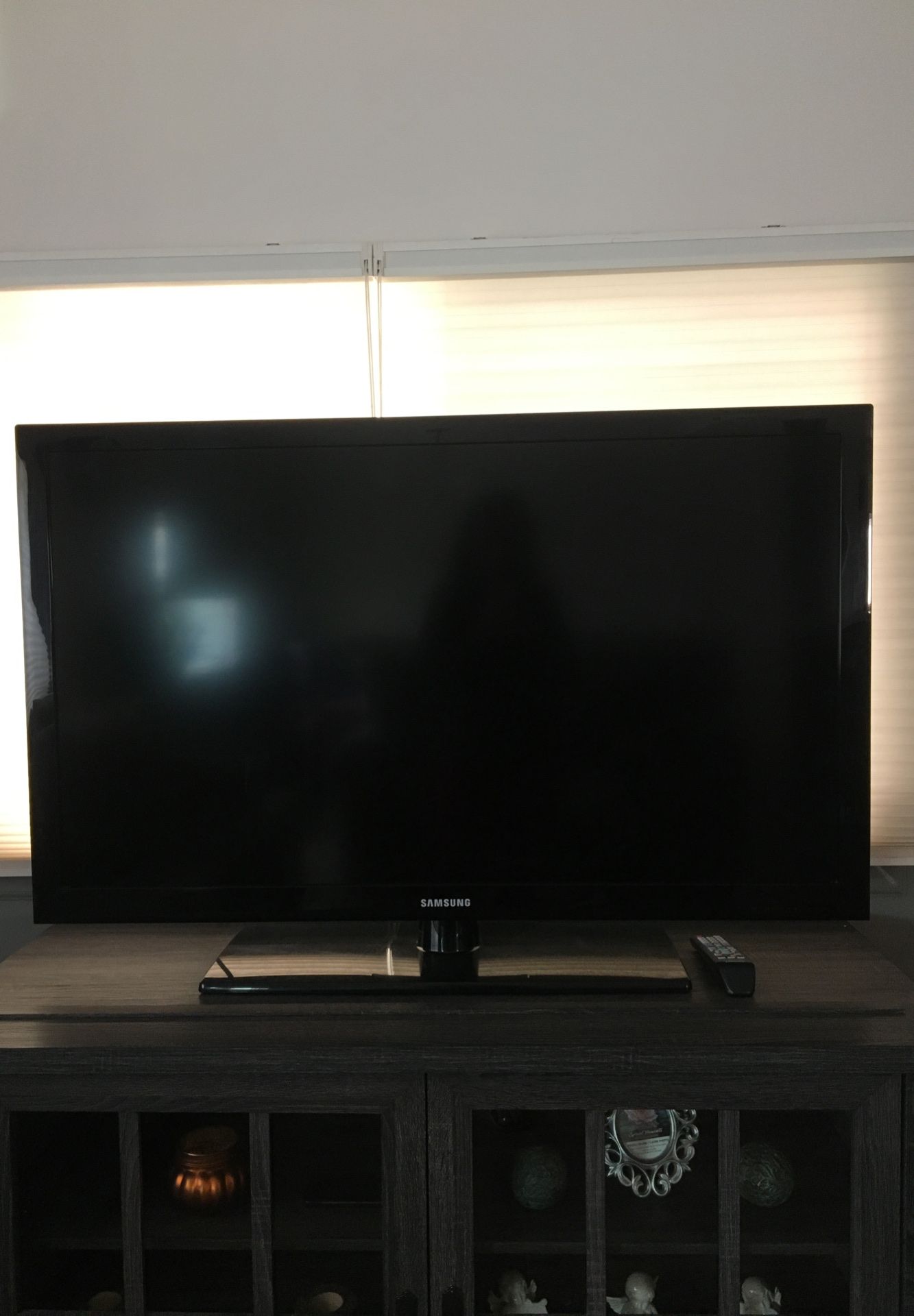 43” Samsung