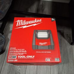 Milwaukee Rover Dual Power Flood Light Tool-only