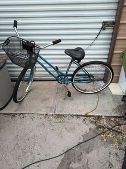 Murray , 26"woman's Bike ,used in good conditions for only $40.