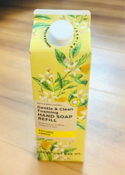 Bath & body works hand soap