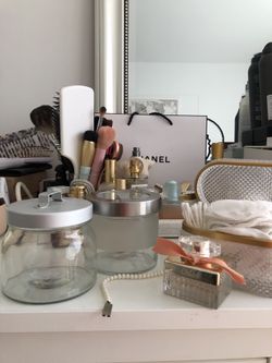 Glass Jars with Vacuum Lids