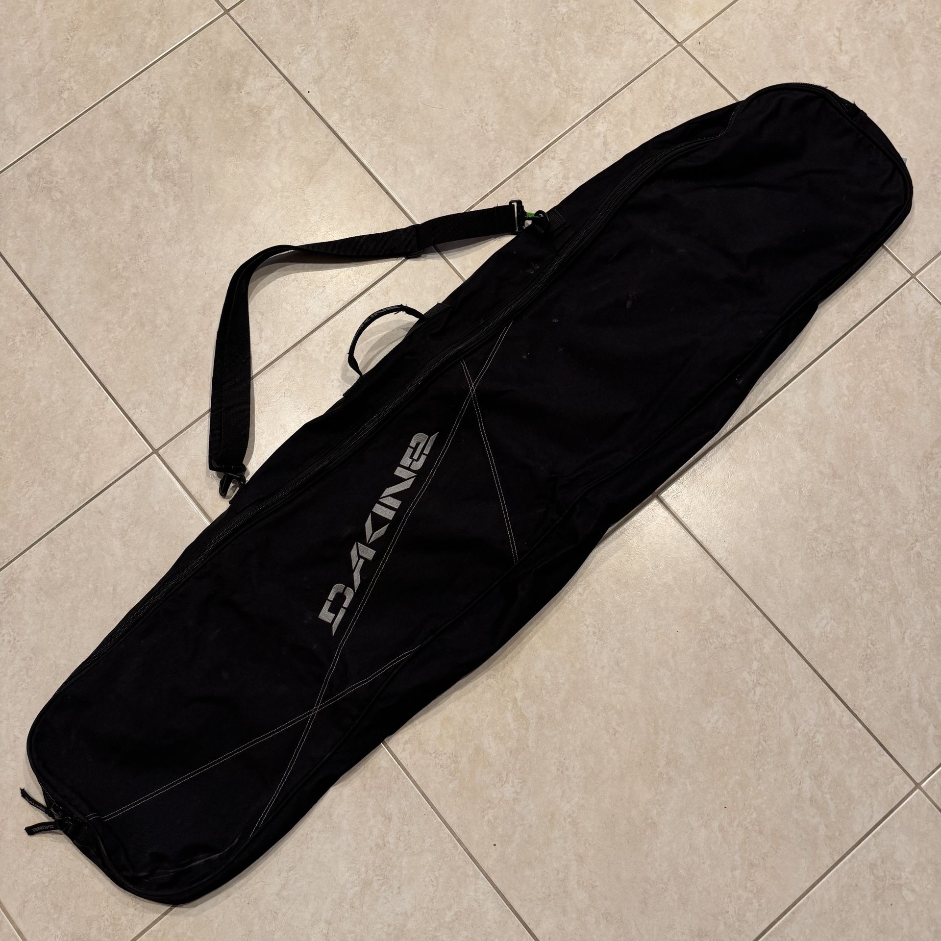 Dakine Pipe Snowboard Travel Bag