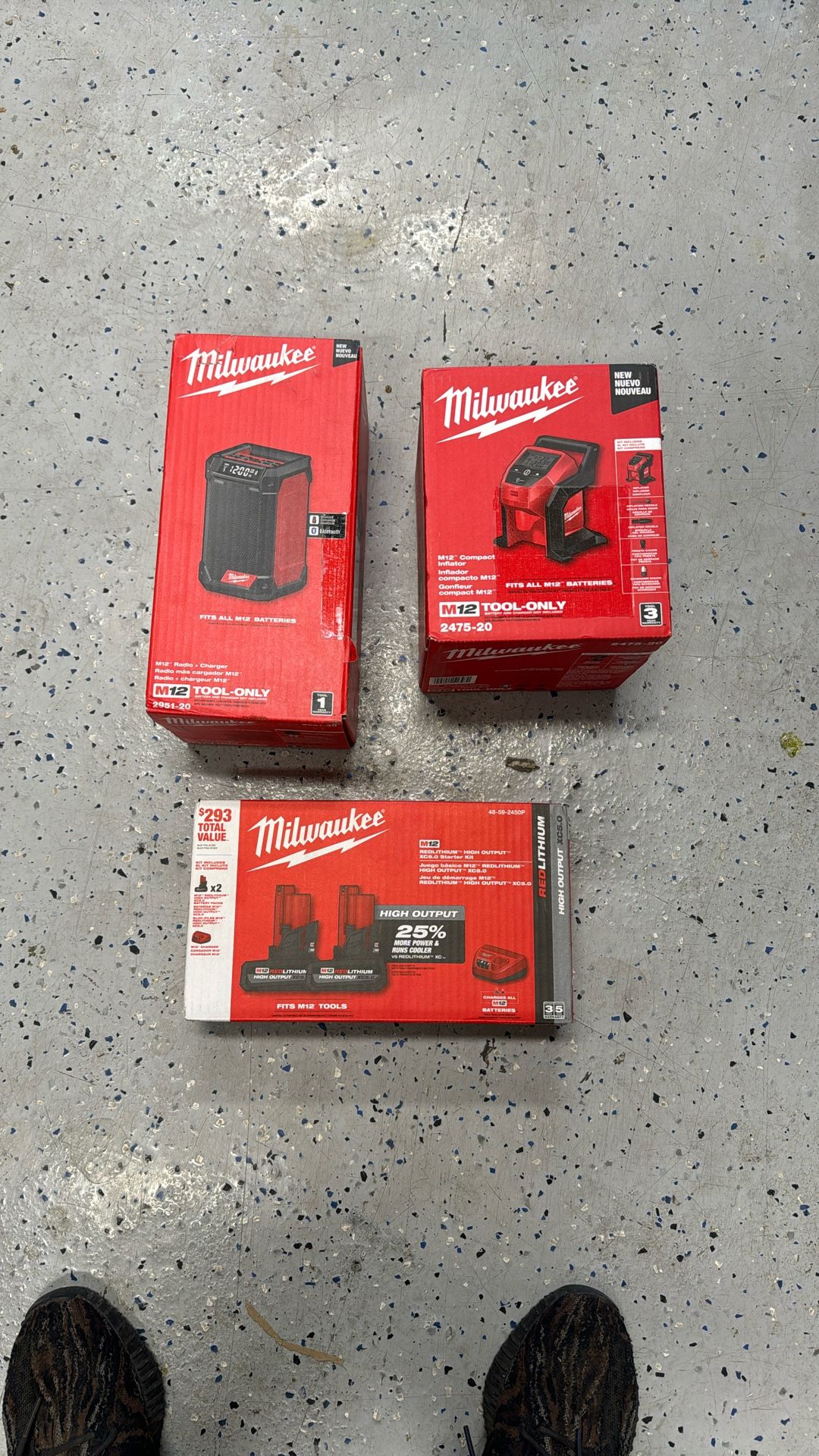 M12 Speaker Inflator And Battery Set