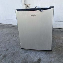 Mini Refrigerator 
