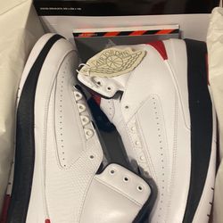 Chicago Jordan 2s Size 11