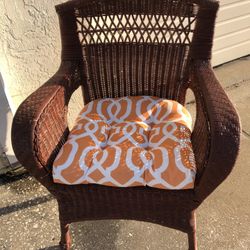 Chair-wicker