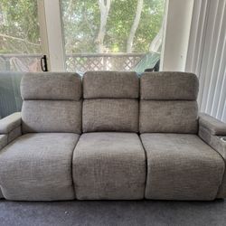 3 Seat Reclining Sofa With Adjustable Headrest