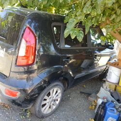 Kia Soul Black Hatchback 2012