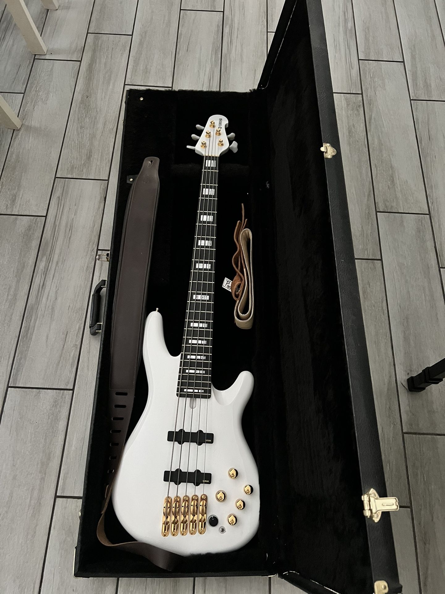 Yamaha BBNE2
