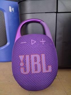 JBL clip speaker