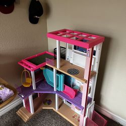 Barbie Dream House