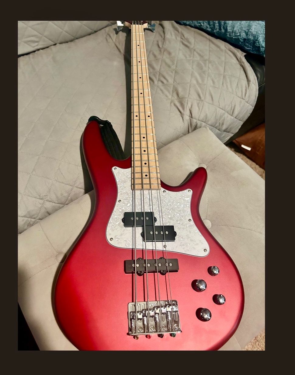 πΈ Ibanez SR Mezzo Bass β Candy Apple Red β $280 β Fresh Setup & New Strings