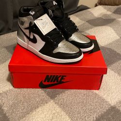 Jordan 1 Retro High Silver Toe