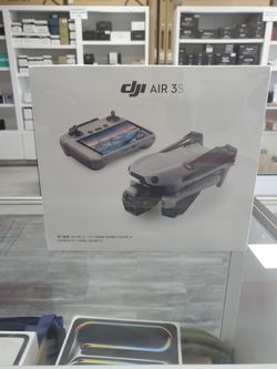 Dji Air 3s fly more combo w/ rc w Remote