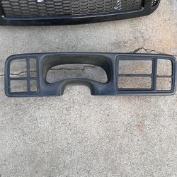 99-06 Chevy Dash Plastics 