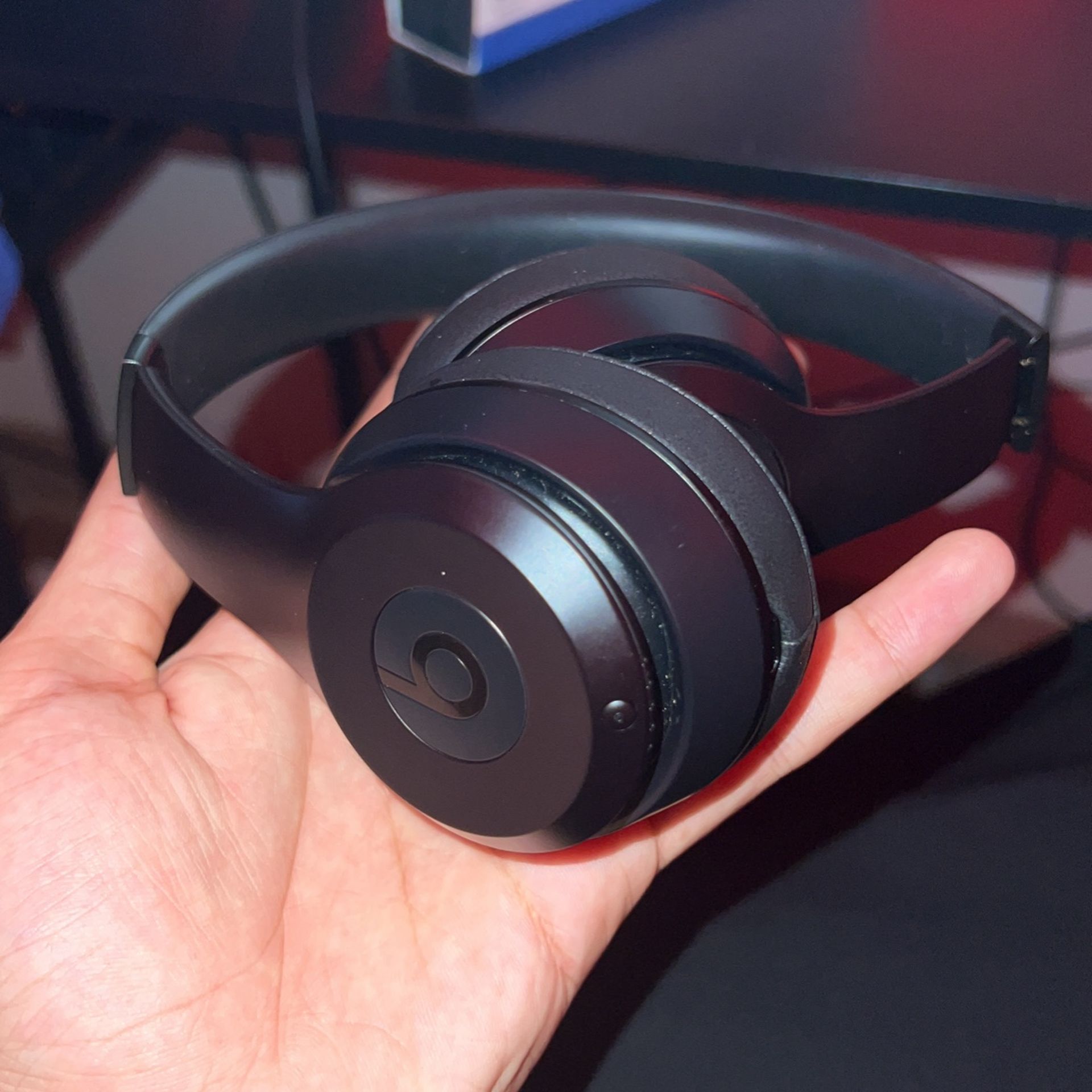 Beats Solo