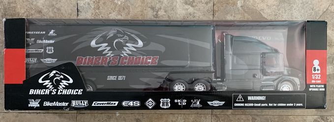 NewRay Die-Cast 1:32 Scale Racing Rig Biker's Choice