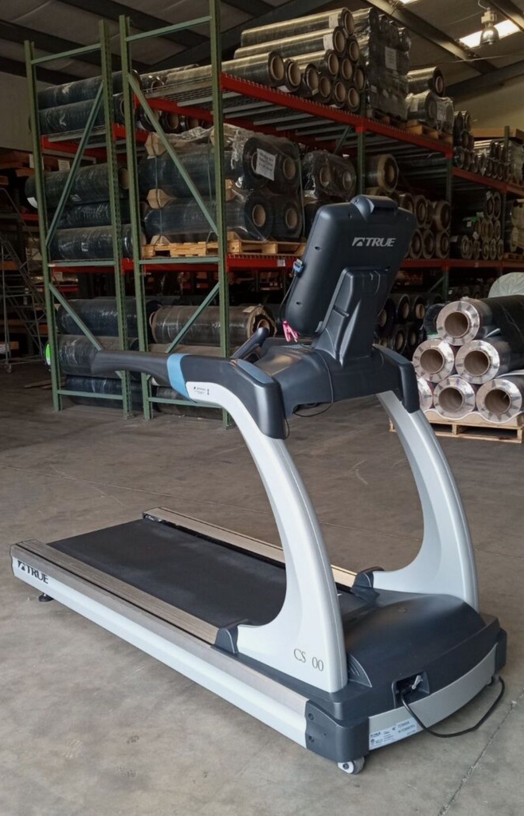 TRUE Fitness CS600 Treadmill – Commercial Grade + 16” Touchscreen ...